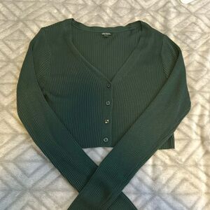 Cropped Green Long Sleeve Sweater